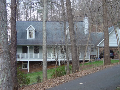 3 bedroom 2 bath home with basement